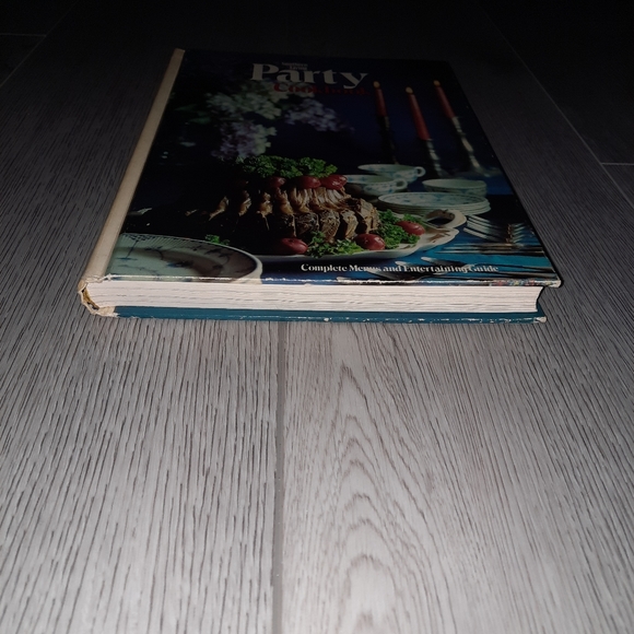 Vintage Southern Living Party Cookbook - Picture 2 of 8